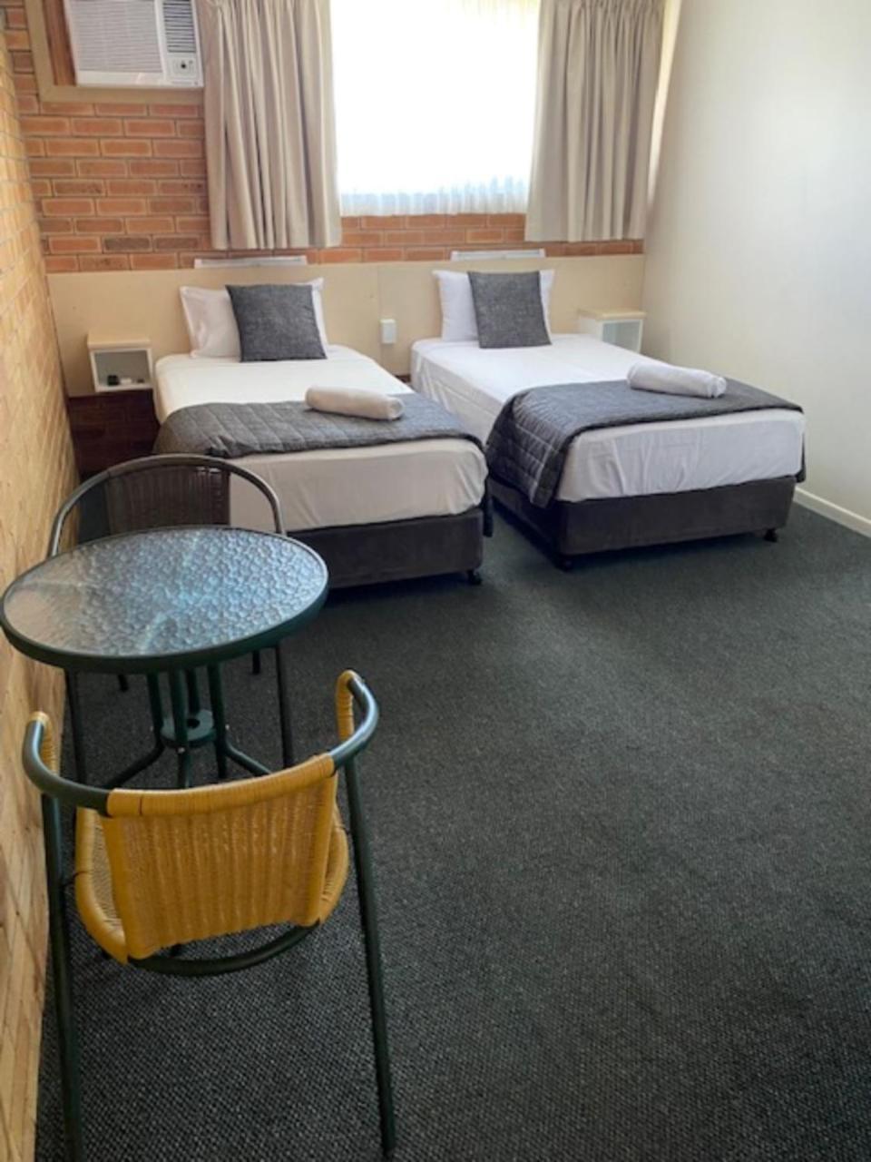 Buckaroo Motor Inn Warwick Ngoại thất bức ảnh